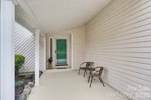 10106 Fairway Ridge Rd, Charlotte, NC 28277 - Photo 3