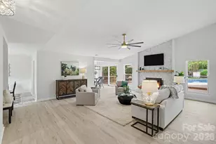 10106 Fairway Ridge Rd, Charlotte, NC 28277 - Photo 9