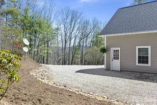 111 Wipprecht Dr, Spruce Pine, NC 28777 - Photo 45