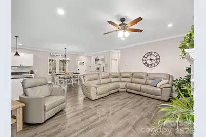 111 Wipprecht Drive, Spruce Pine, NC 28777 - Photo 15