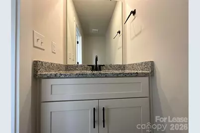 130 18th Street Place NW, Hickory, NC 28601 - Photo 5