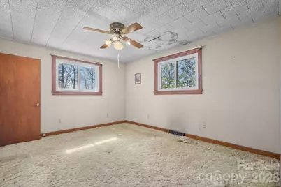 4914 E Nc 10 Highway, Catawba, NC 28609 - Photo 19