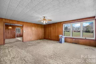 4914 E Nc 10 Hwy, Catawba, NC 28609 - Photo 9