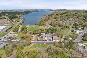 709 Sherman St, Badin, NC 28009 - Photo 25