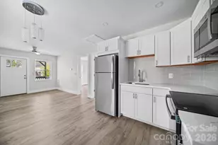 709 Sherman St, Badin, NC 28009 - Photo 7