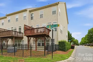 6226 Rockefeller Ln, Charlotte, NC 28210 - Photo 37