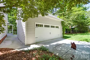 2922 Butter Churn Ln, Matthews, NC 28105 - Photo 35