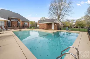 7407 Balintoy Ln, Matthews, NC 28104 - Photo 31