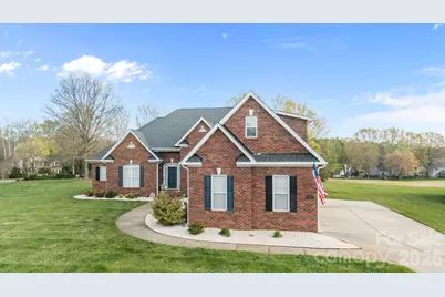 7407 Balintoy Lane, Matthews, NC 28104 - Photo 3