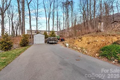 11974 US Highway 421 Highway N, Zionville, NC 26989 - Photo 5