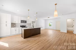 717 Clarinda St, Rock Hill, SC 29730 - Photo 9