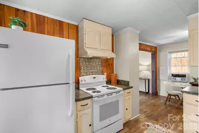 212 Holtzclaw Street PT # 14-15, Canton, NC 28716 - Photo 13