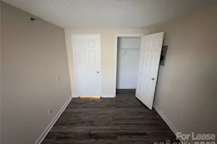 1604 Arlyn Cir, Charlotte, NC 28213 - Photo 11