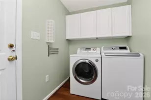 10729 Schooner Bay Ln, Charlotte, NC 28215 - Photo 19