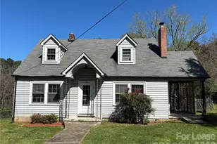 194 Lawing St, Lincolnton, NC 28092 - Photo 1