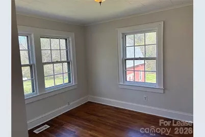 194 Lawing Street, Lincolnton, NC 28092 - Photo 11