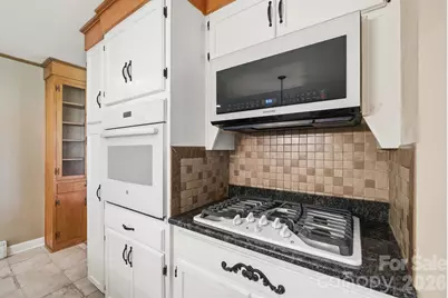 513 2nd Avenue Place NE, Conover, NC 28613 - Photo 13