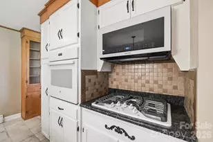 513 2nd Ave Pl NE, Conover, NC 28613 - Photo 13