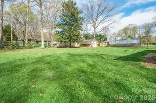 513 2nd Ave Pl NE, Conover, NC 28613 - Photo 35