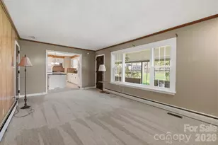 513 2nd Ave Pl NE, Conover, NC 28613 - Photo 9