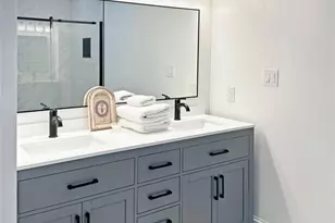 317 8th St NW, Hickory, NC 28601 - Photo 23