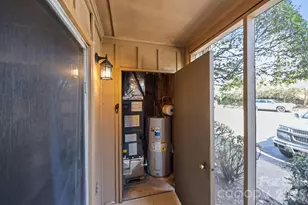 427 6th Ave W, Hendersonville, NC 28739 - Photo 25