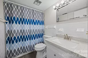 427 6th Ave W, Hendersonville, NC 28739 - Photo 15