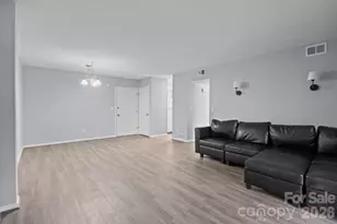 427 6th Ave W, Hendersonville, NC 28739 - Photo 11