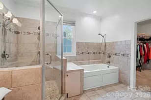 4615 Crownvista Dr, Charlotte, NC 28269 - Photo 19