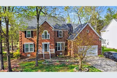 4615 Crownvista Drive, Charlotte, NC 28269 - Photo 3