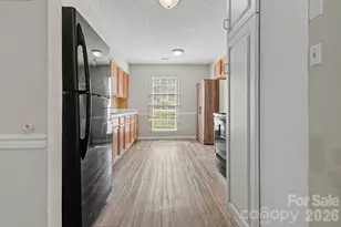 5513 Southminster Ln, Charlotte, NC 28216 - Photo 5