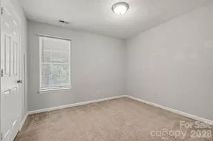 5513 Southminster Ln, Charlotte, NC 28216 - Photo 13