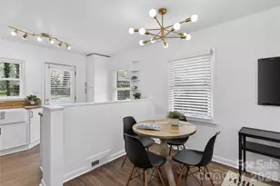 5412 Milhaven Ln, Charlotte, NC 28269 - Photo 9