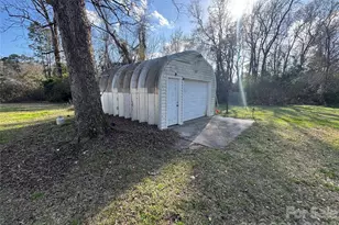 1097 Joe Brown Hwy N, Chadbourn, NC 28431 - Photo 11