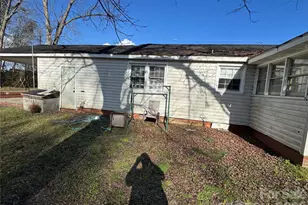 1097 Joe Brown Hwy N, Chadbourn, NC 28431 - Photo 9