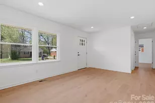 4946 Morgan St, Charlotte, NC 28208 - Photo 13