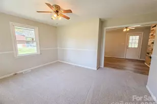 4402 Ginger Dr, Gastonia, NC 28056 - Photo 3