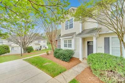4966 Sunset Ridge Court, Charlotte, NC 28269 - Photo 3