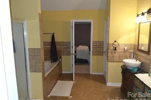 10357 Montrose Dr NW, Charlotte, NC 28269 - Photo 13