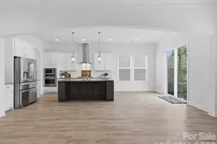 1017 Lydgate Dr, Waxhaw, NC 28173 - Photo 15