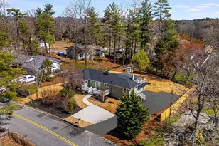 107 Balsam Rd, Hendersonville, NC 28792 - Photo 43