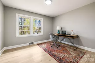 107 Balsam Rd, Hendersonville, NC 28792 - Photo 23