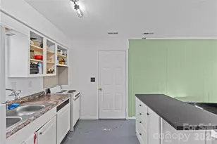 117 Robinson Ave, Matthews, NC 28104 - Photo 31