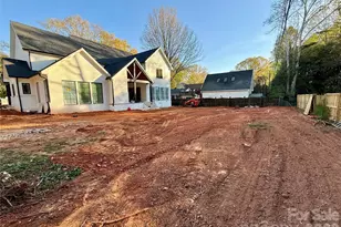 318 Lansdowne Rd, Charlotte, NC 28270 - Photo 5