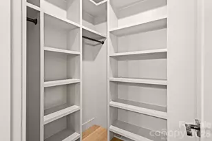 10 Overlook Pl, Asheville, NC 28803 - Photo 17