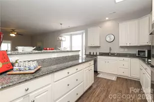 1026 Peridot Ct, Fort Mill, SC 29708 - Photo 15