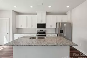 5507 Chambray Ct, Cherryville, NC 28021 - Photo 7