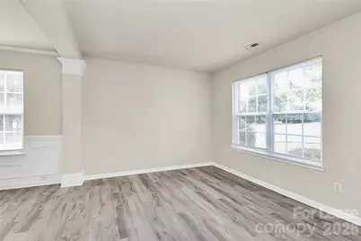 10741 Mountain Springs Drive, Charlotte, NC 28278 - Photo 5