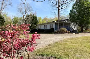 1270 Lilly Dr, Clover, SC 29710 - Photo 3