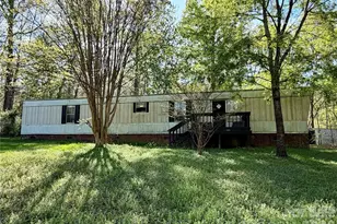 150 Heatherwood Ct, Clover, SC 29710 - Photo 1